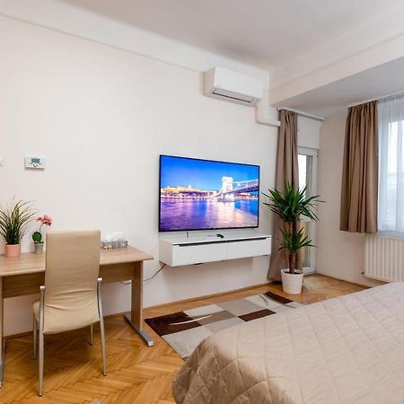 Budapest Deluxe Apartment With Free Car Park Екстер'єр фото