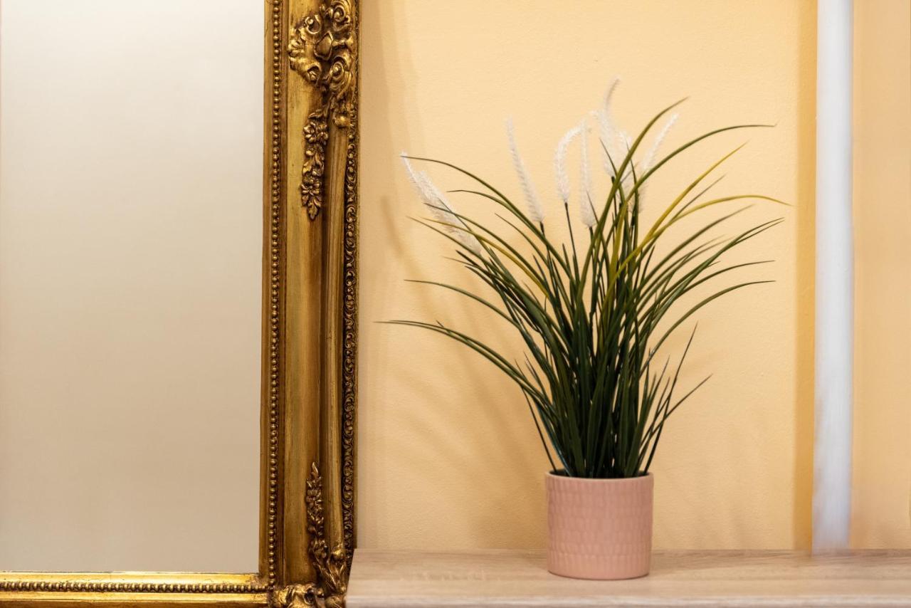 Budapest Deluxe Apartment With Free Car Park Екстер'єр фото